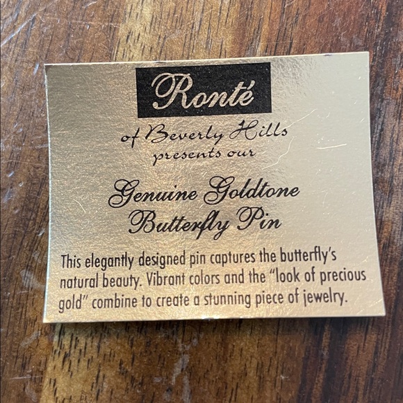 Ronte Butterfly Pin - Picture 3 of 3